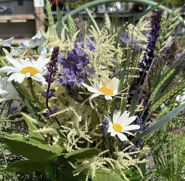 Vi önskar Alla en glad midsommar!