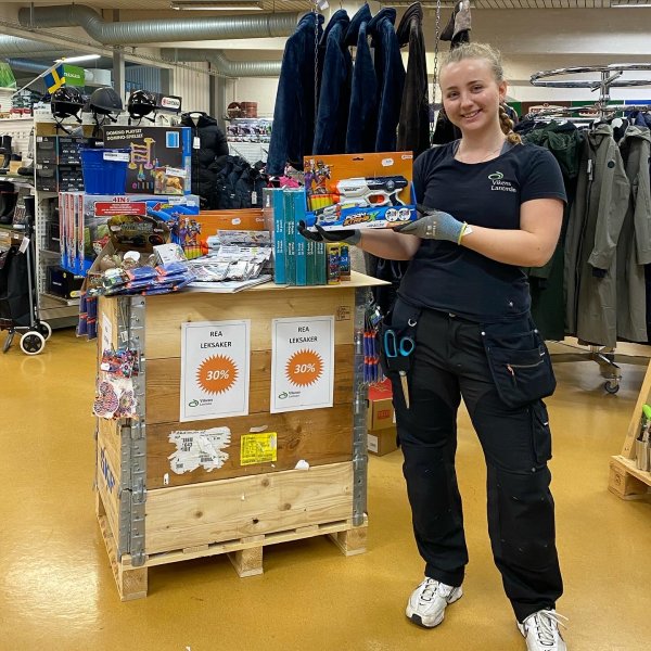NU HAR VI 30% REA PÅ LEKSAKER I BUTIKEN!