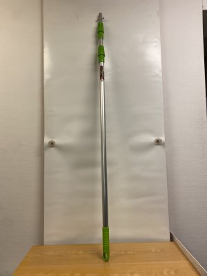 Teleskopskaft takskrapa
